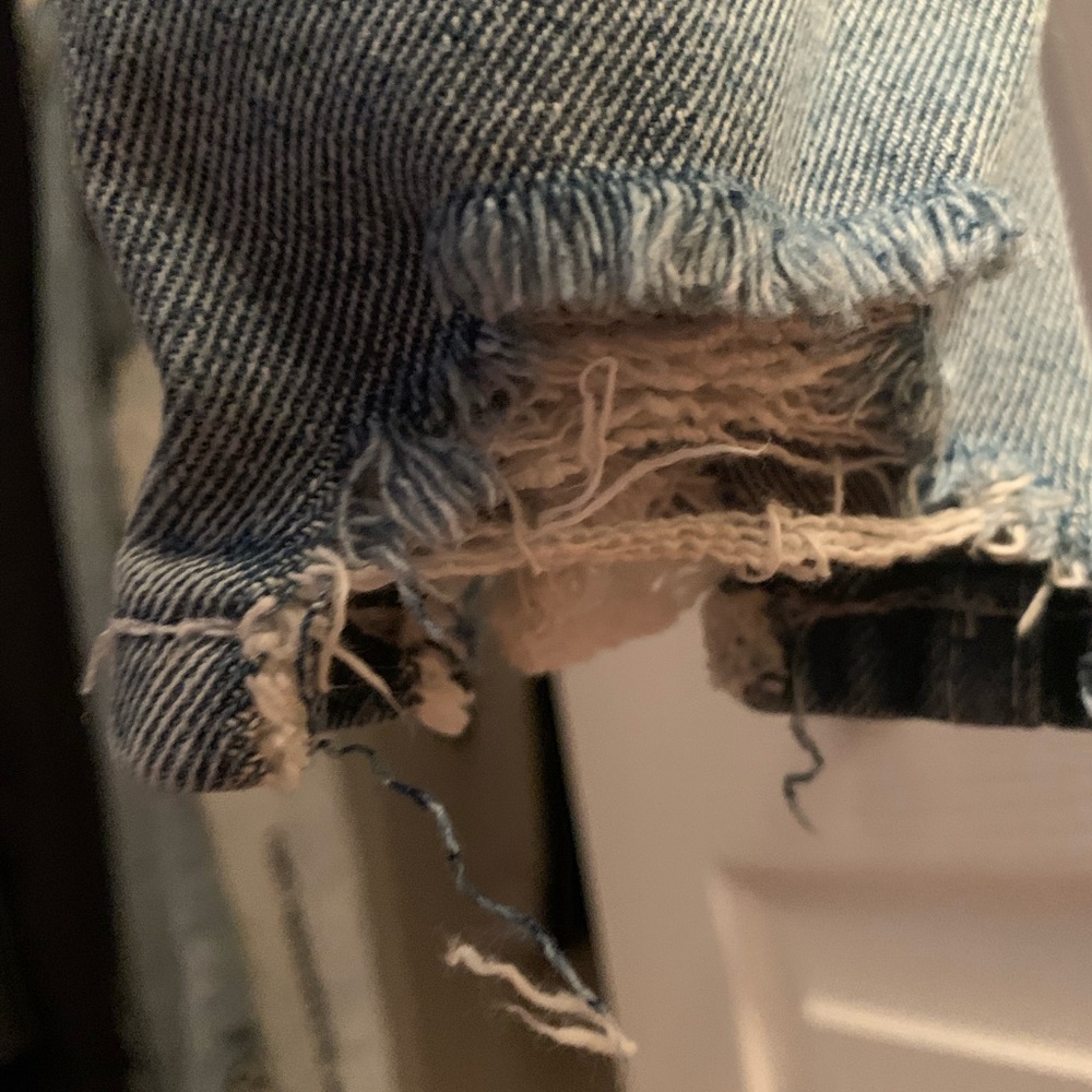 Tinseltown Ripped Jeans - Picture 8 of 8